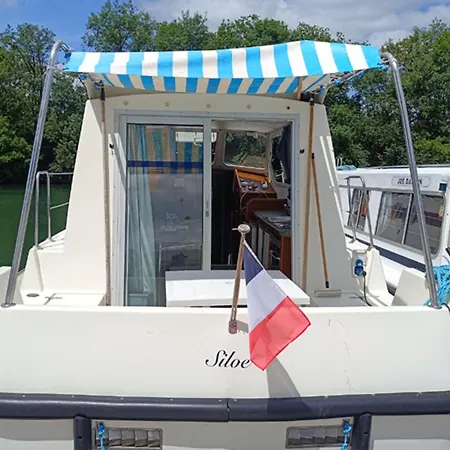 Ботель Sejour Insolite Sur Un Bateau A Quai - 8 Pers. - Api-1-46-37 *