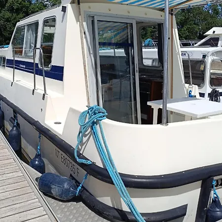 Sejour Insolite Sur Un Bateau A Quai - 8 Pers. - Api-1-46-37 Ботель Коньяк