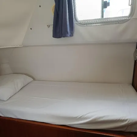 Sejour Insolite Sur Un Bateau A Quai - 8 Pers. - Api-1-46-37 Коньяк