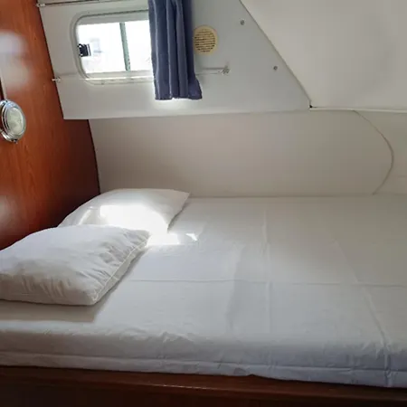 Sejour Insolite Sur Un Bateau A Quai - 8 Pers. - Api-1-46-37 Коньяк