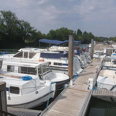 Botel Sejour Insolite Sur Un Bateau A Quai - 8 Pers. *